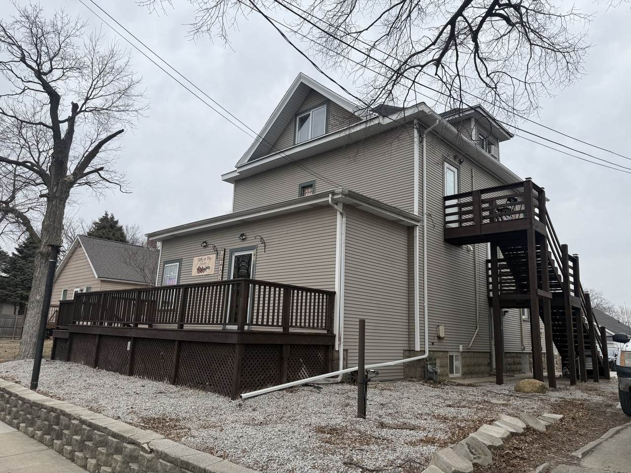 1410 Main Street - Photo 1
