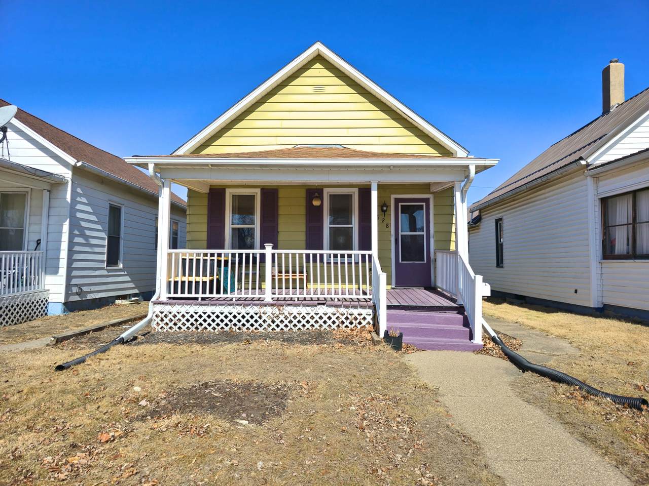 628 3rd Avenue - Photo 1