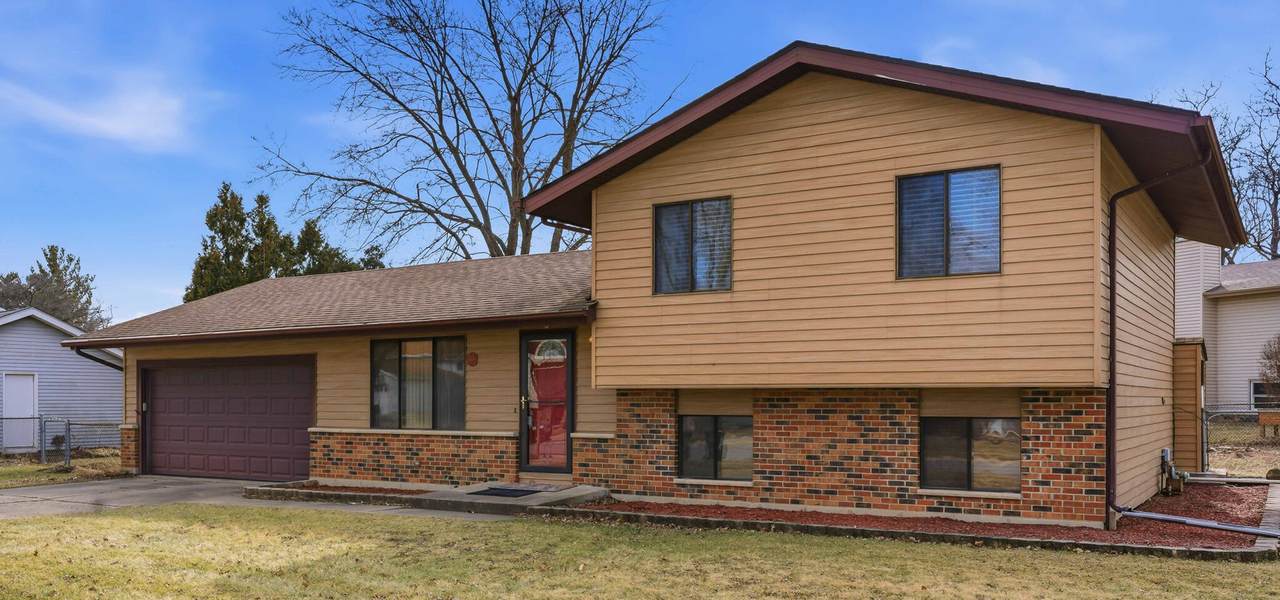 409 Kensington Drive - Photo 1