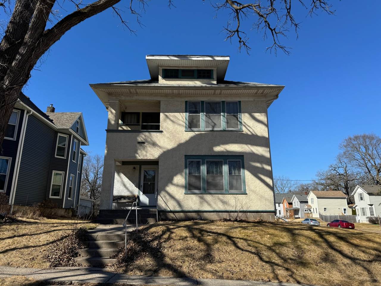 1428 Arlington Street - Photo 1