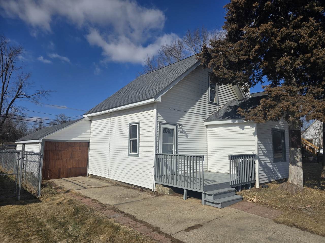 4311 Wonder Lake Road - Photo 1