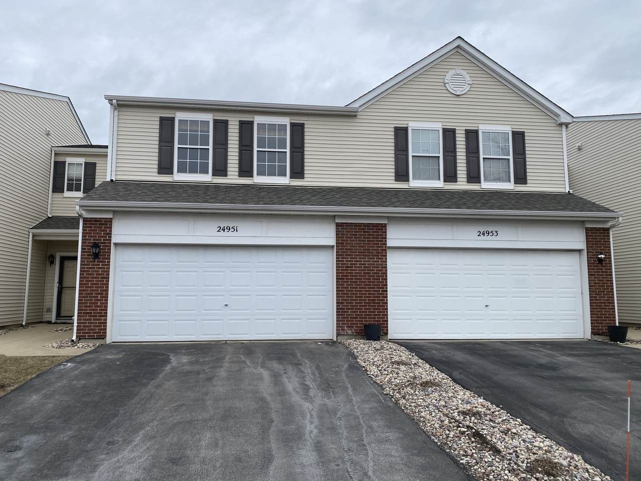 24951 Clare Circle - Photo 1