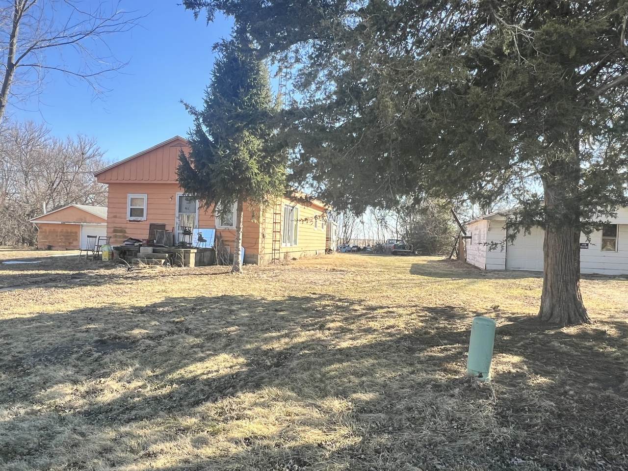 415 5th Avenue - Photo 1