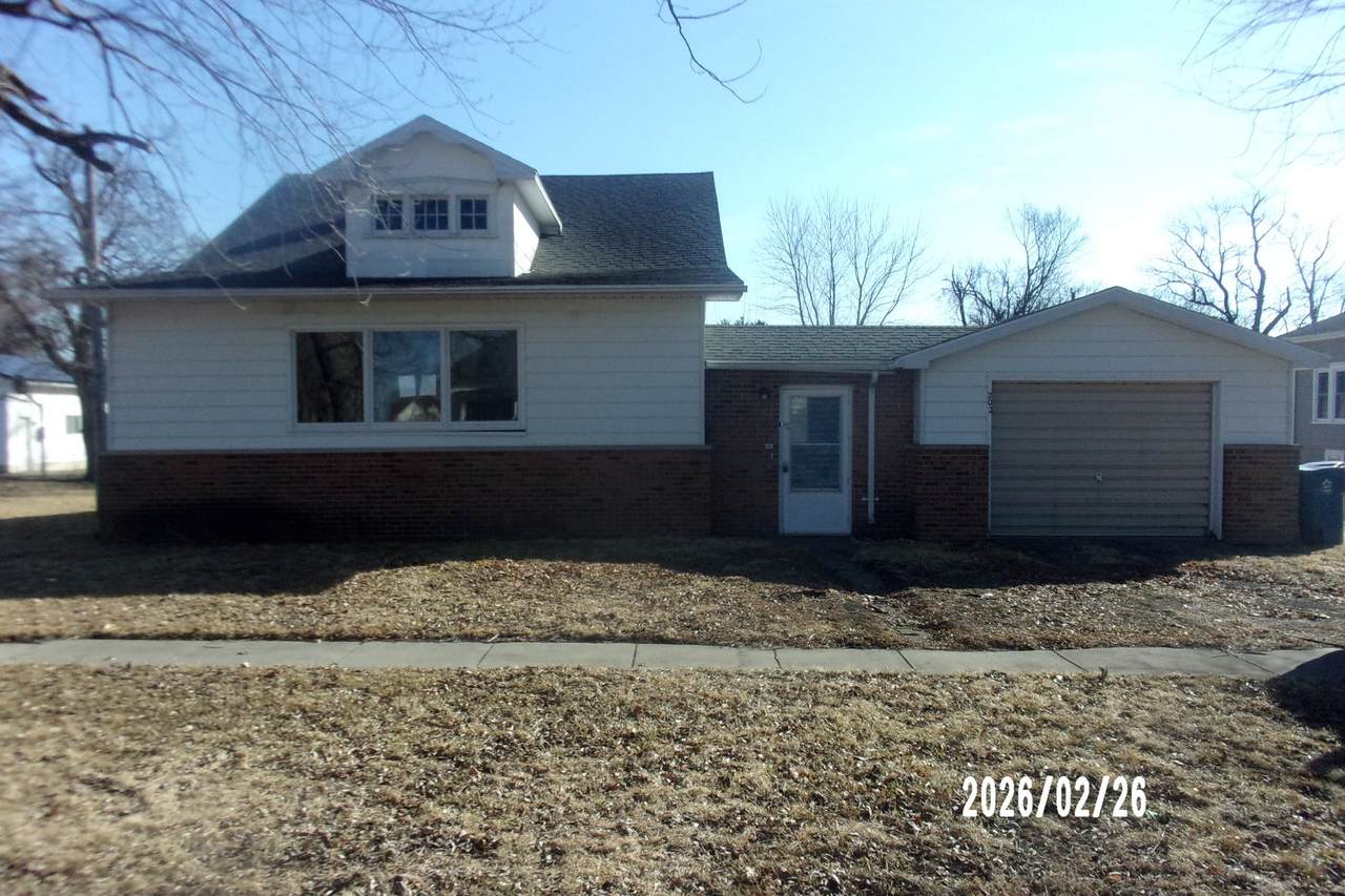 202 Harrison Street - Photo 1