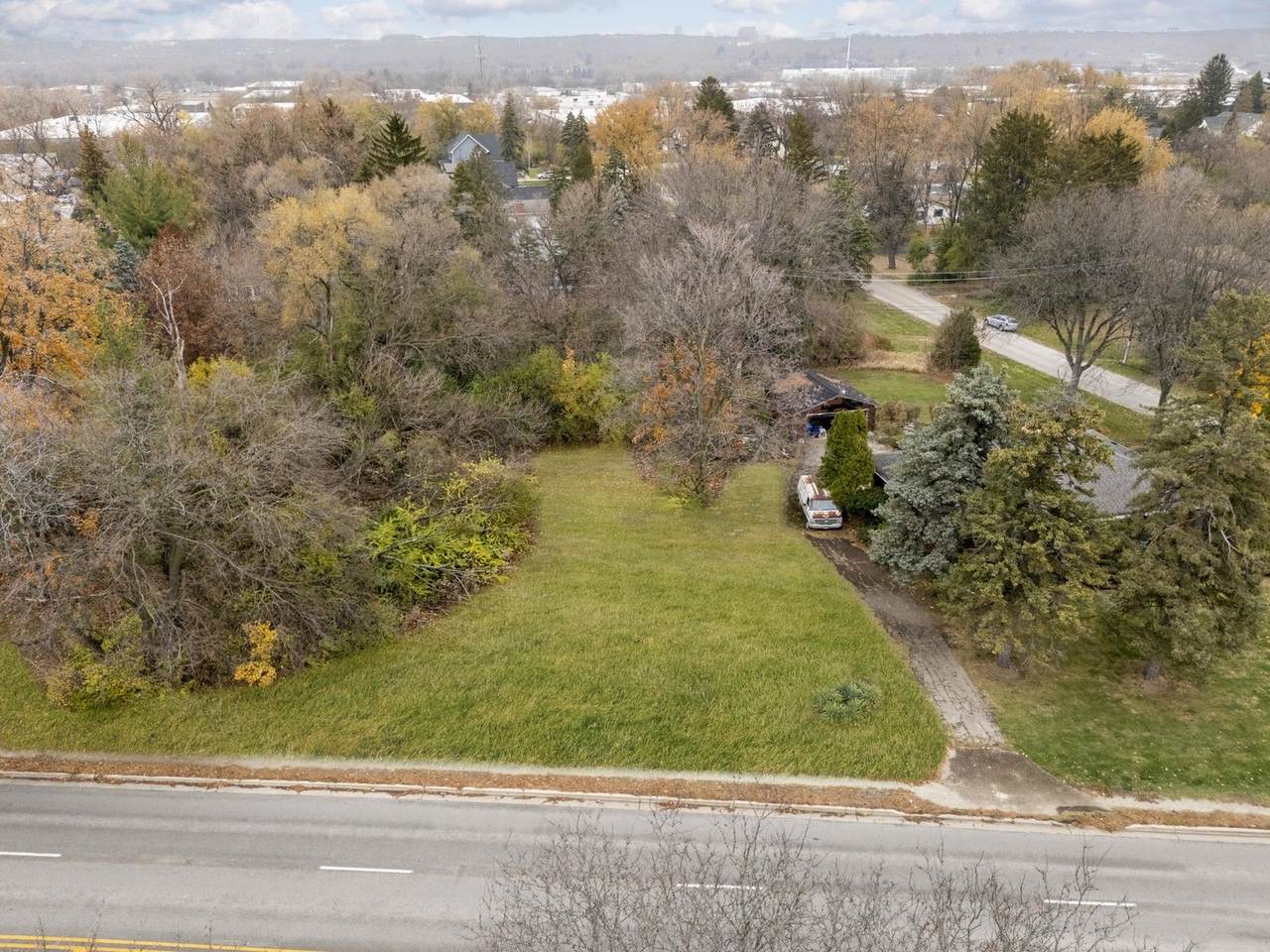 10/11 Maple Avenue - Photo 1