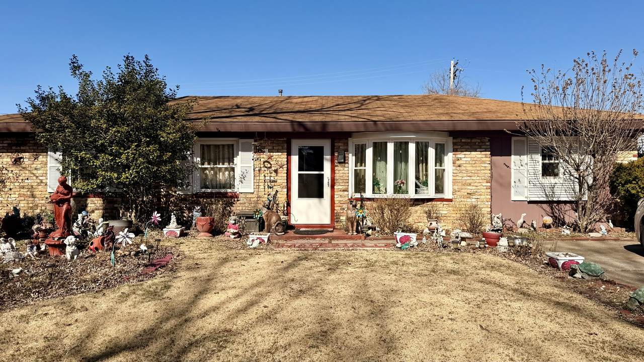 1516 Ruth Ann Drive - Photo 1