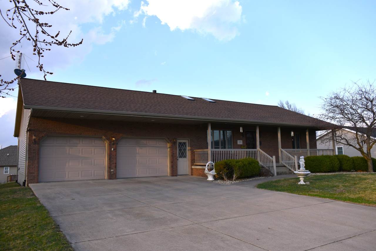 1308 Carol Drive - Photo 1