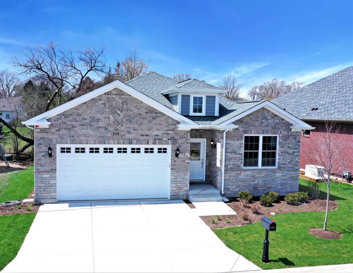 106 Donmor Drive - Photo 1