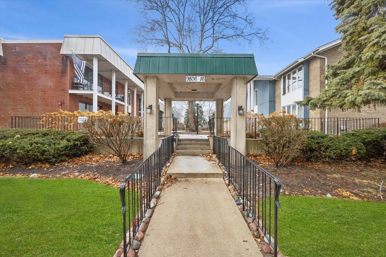9808 Karlov Avenue - Photo 1
