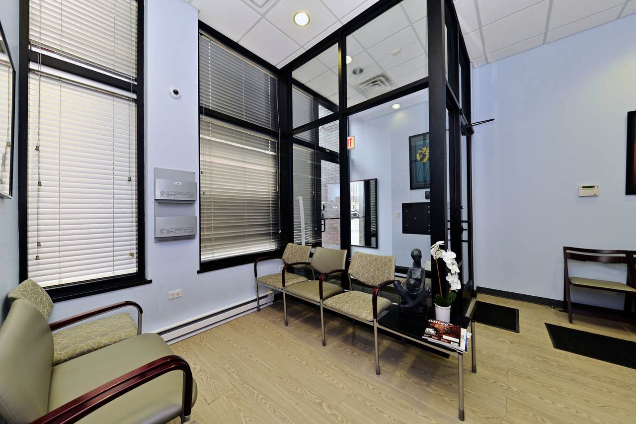 2734 Lincoln Avenue - Photo 1
