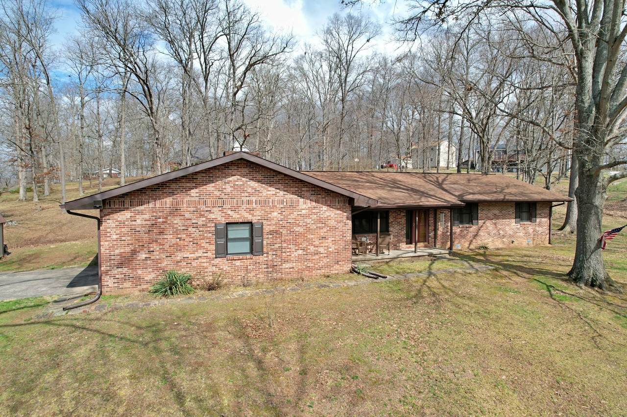 390 Hensley Hills Drive - Photo 1