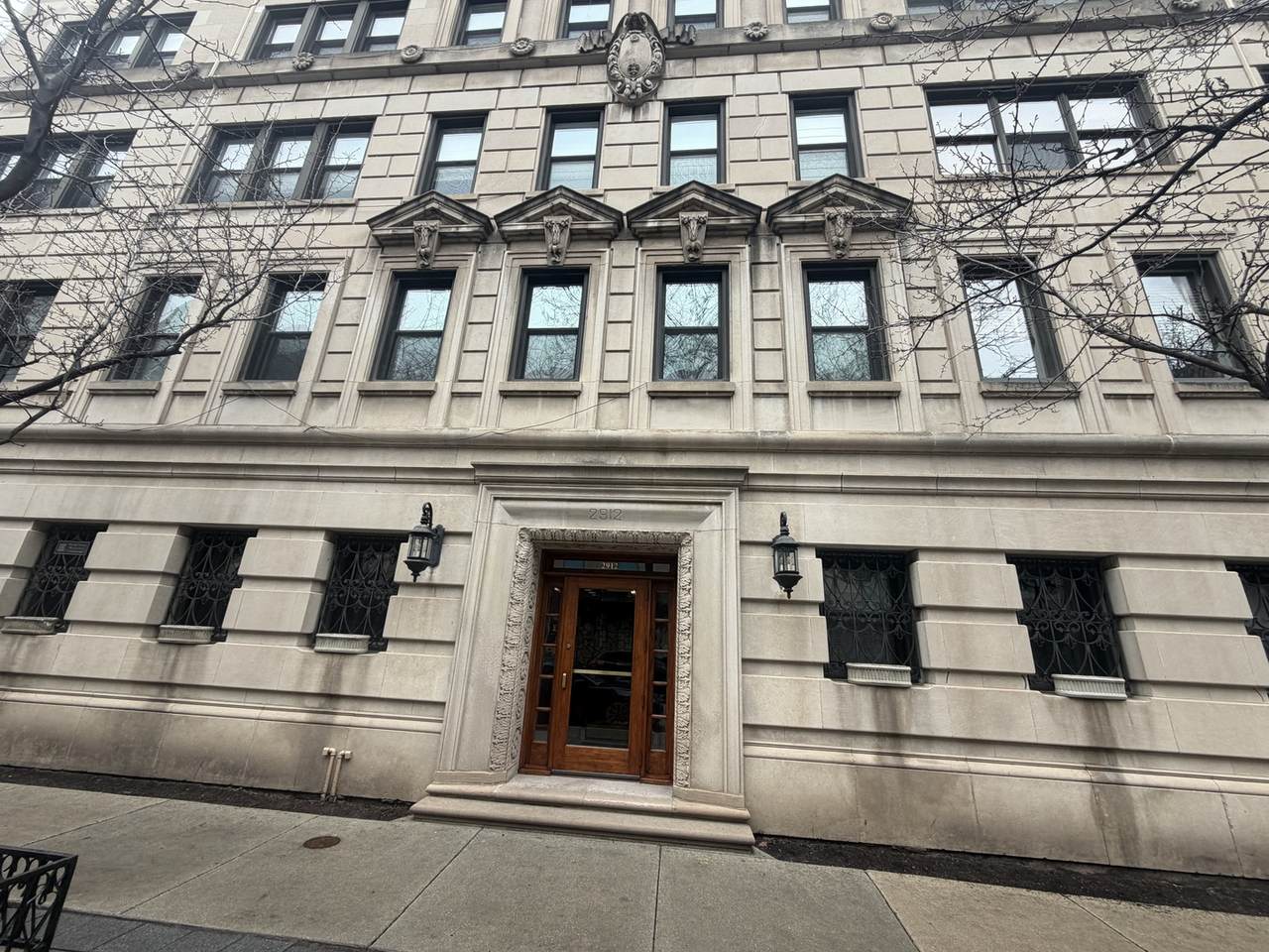 2912 Commonwealth Avenue - Photo 1