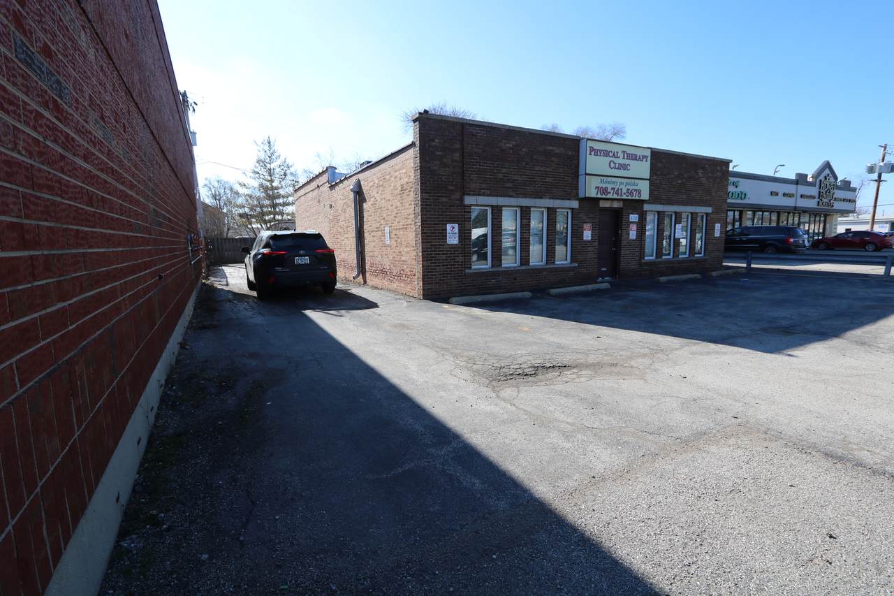 6737 95th Street - Photo 1
