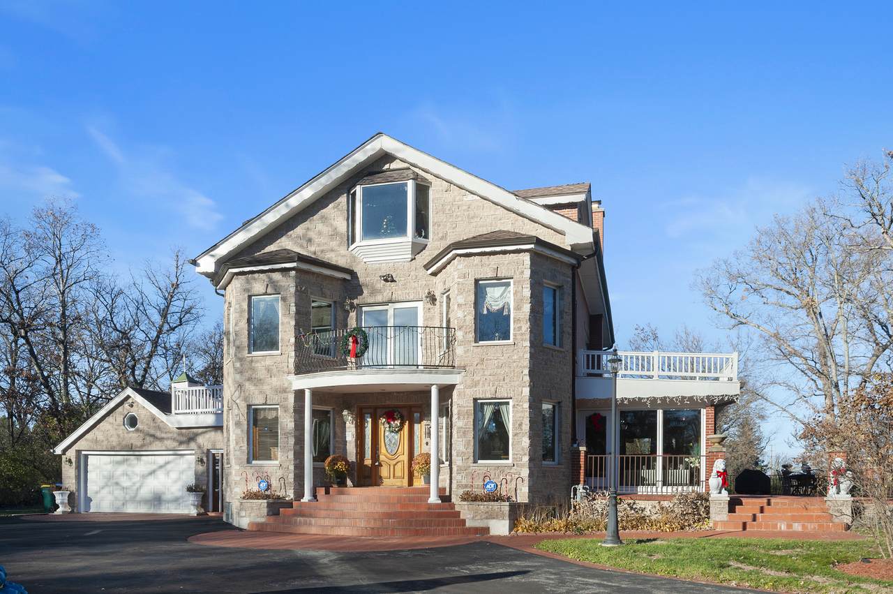 300 Bradley Road - Photo 1