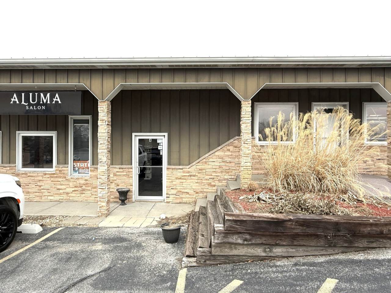 435 Indiana Avenue - Photo 1