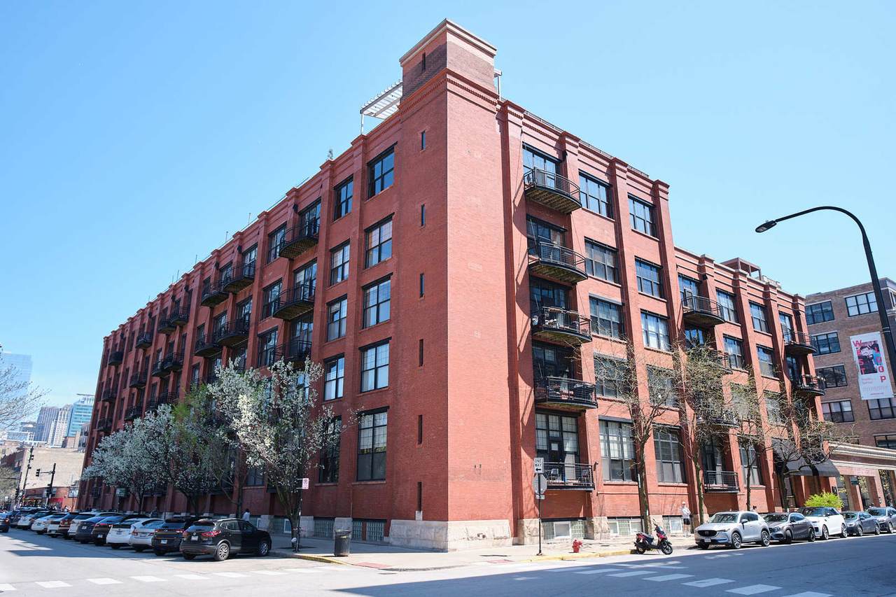 1000 Washington Boulevard - Photo 1
