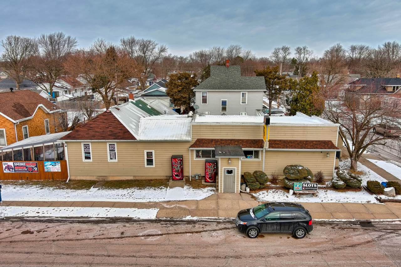 253 9th Street - Photo 1