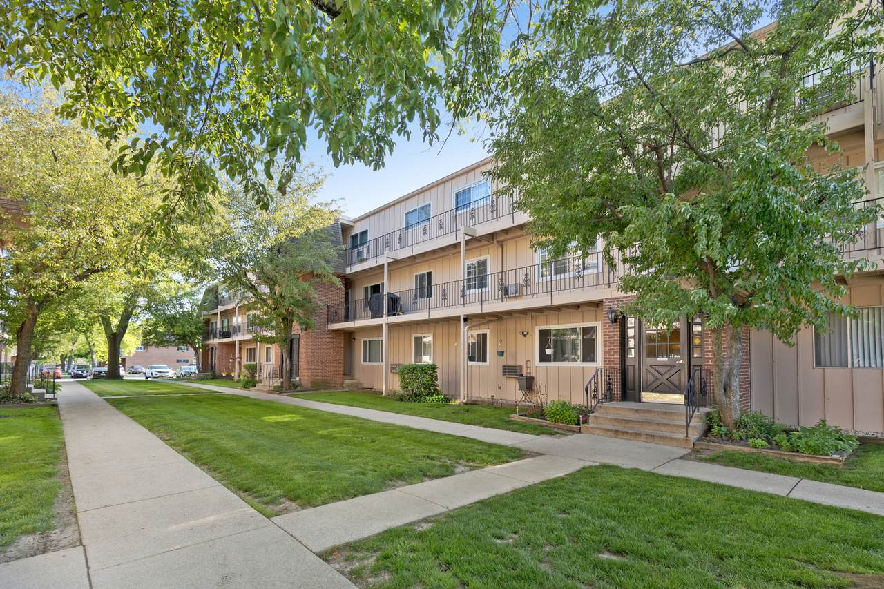 2508 Algonquin Road - Photo 1