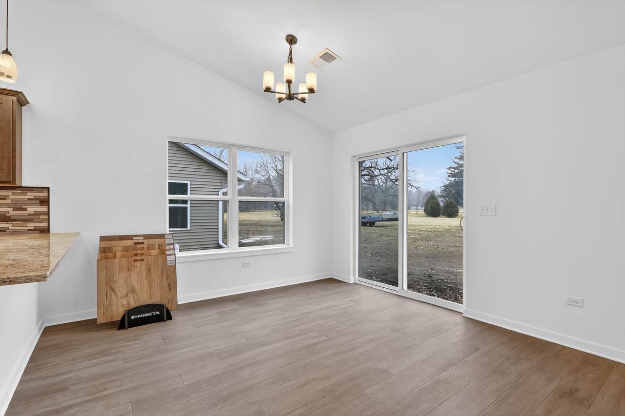https://bt-photos.global.ssl.fastly.net/mred/1280_boomver_2_12585019-1.jpg