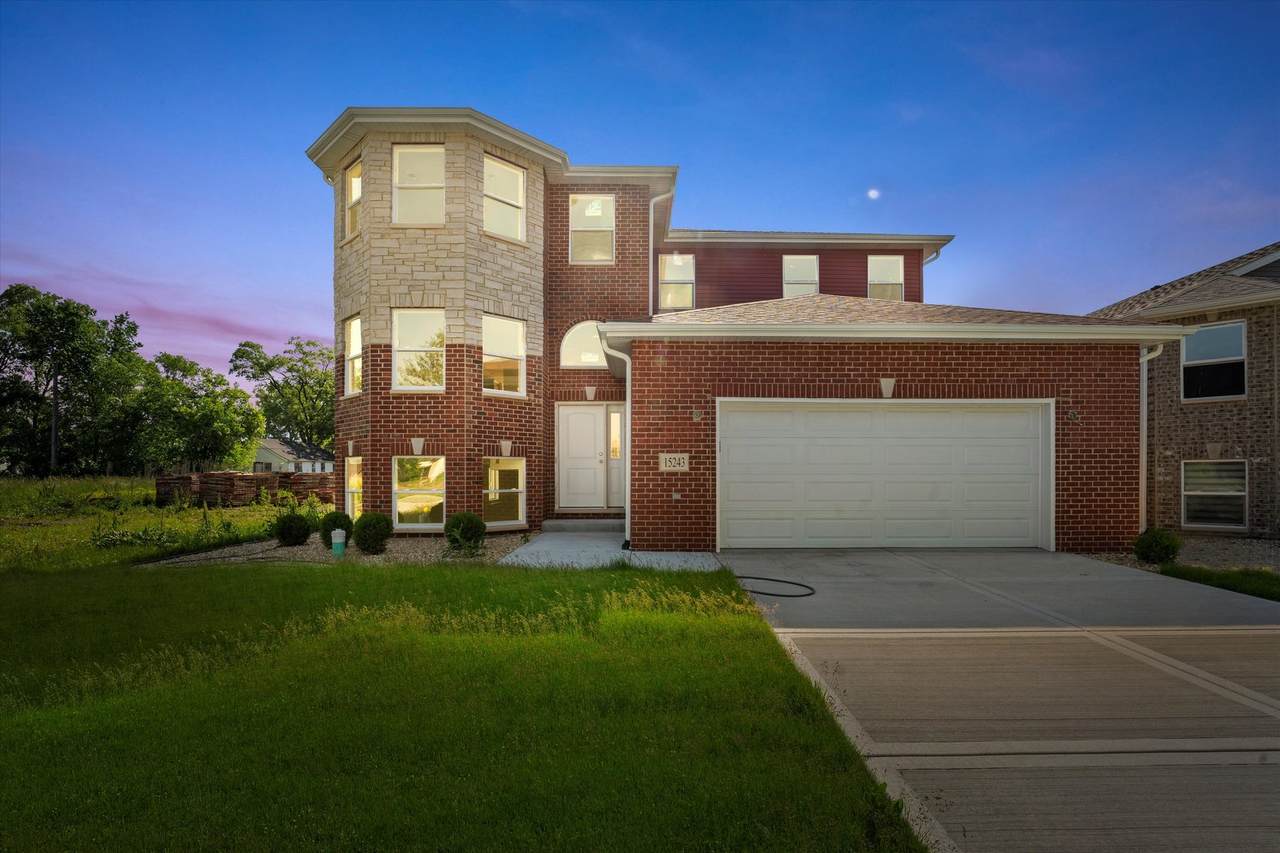15243 7th Avenue - Photo 1