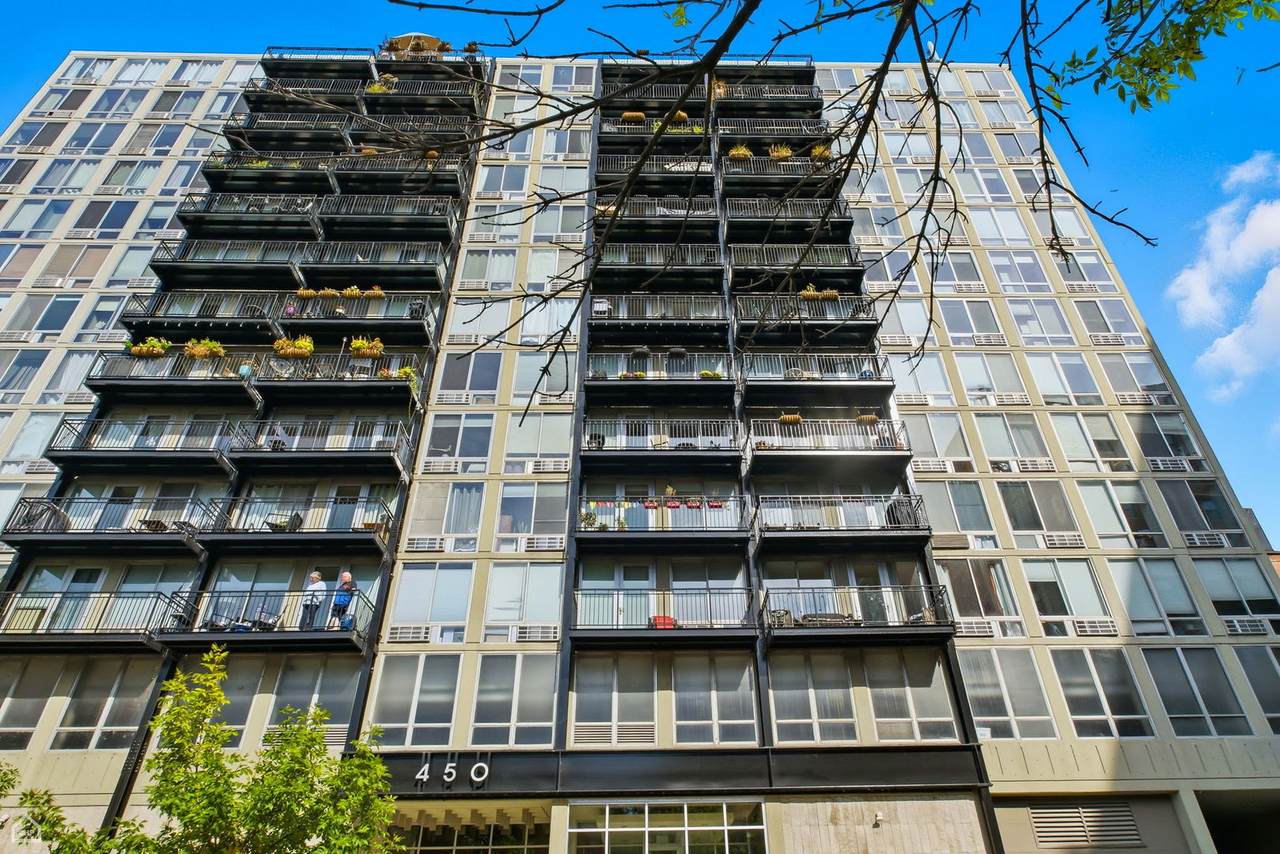 450 Briar Place - Photo 1