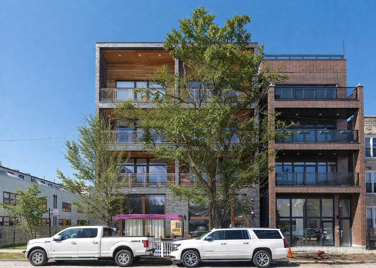 934 California Avenue - Photo 1