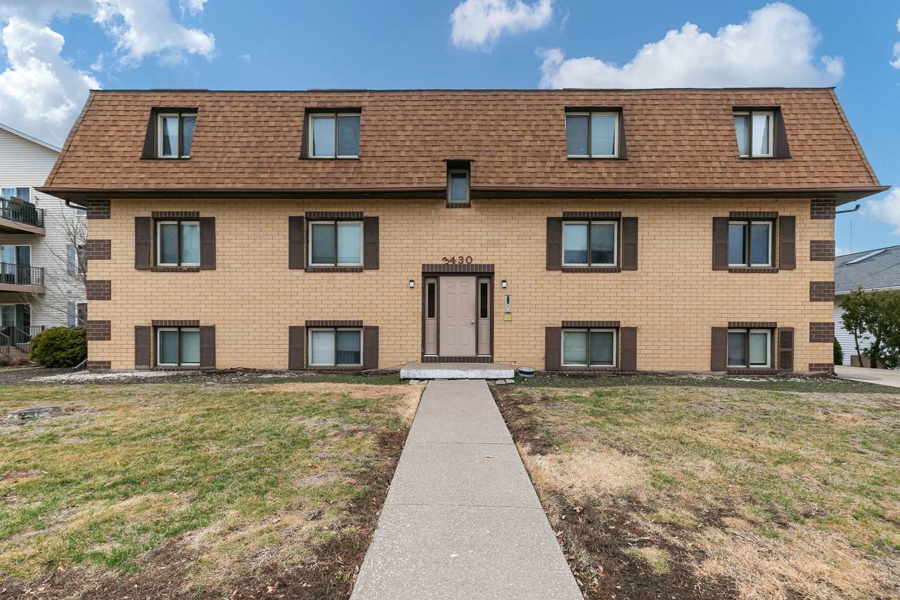 3430 Holiday Court - Photo 1