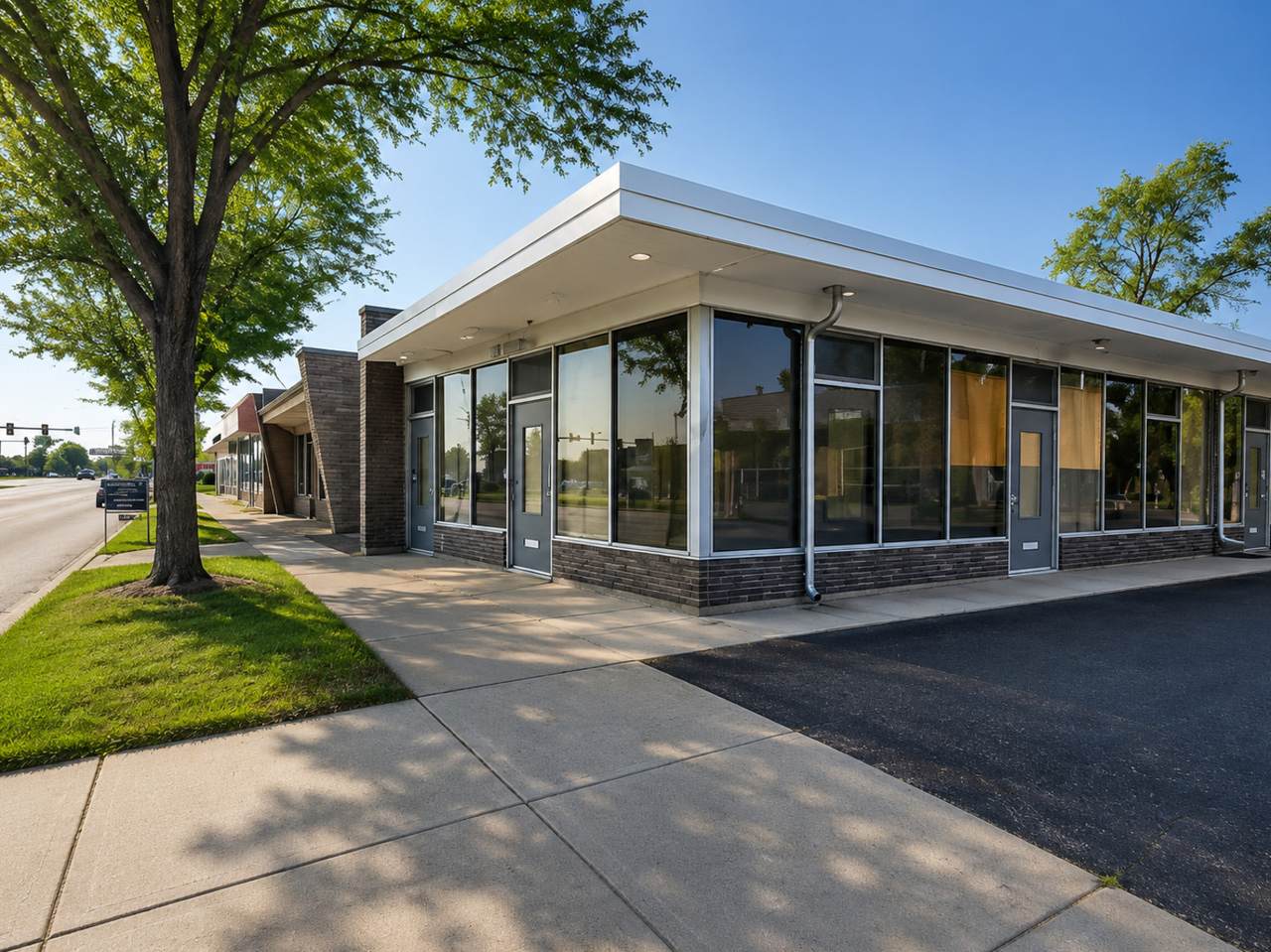 1612 Northwest Highway - Photo 1