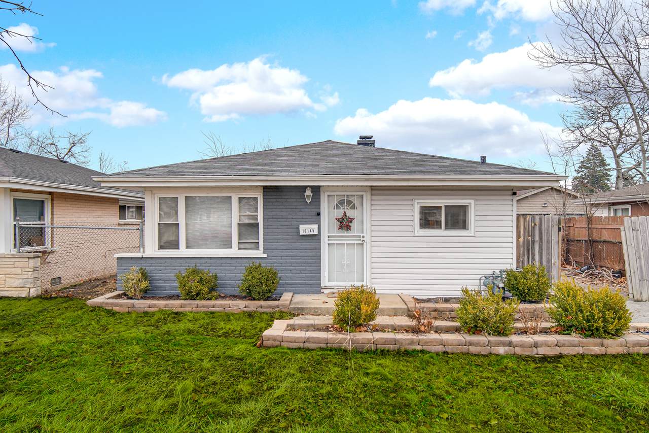 16145 Hermitage Avenue - Photo 1