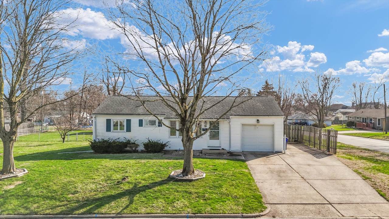 9 Glenview Drive - Photo 1