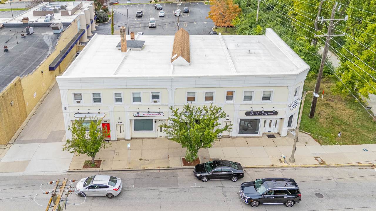 528 York Streets - Photo 1