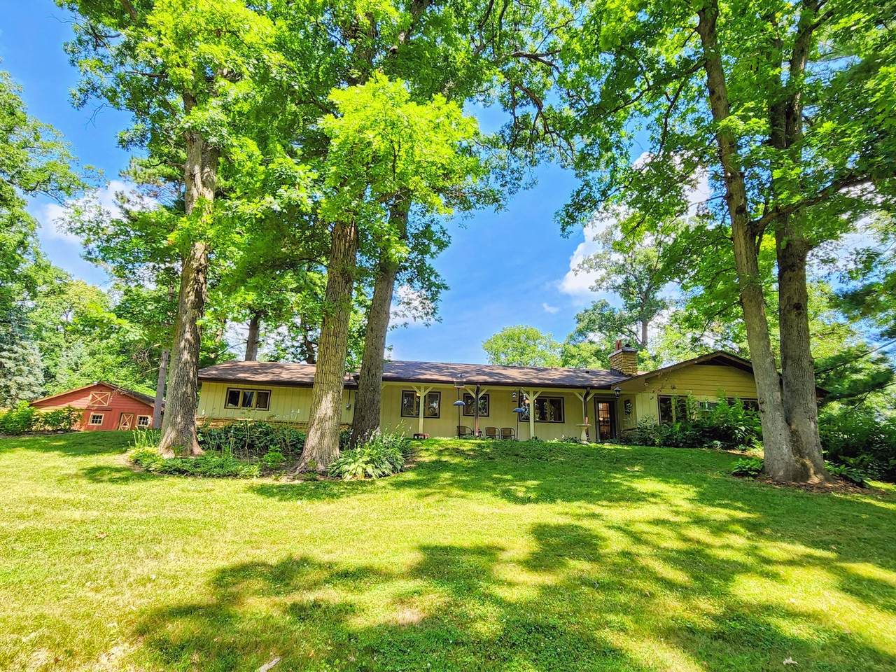 20798 White Oaks Road - Photo 1