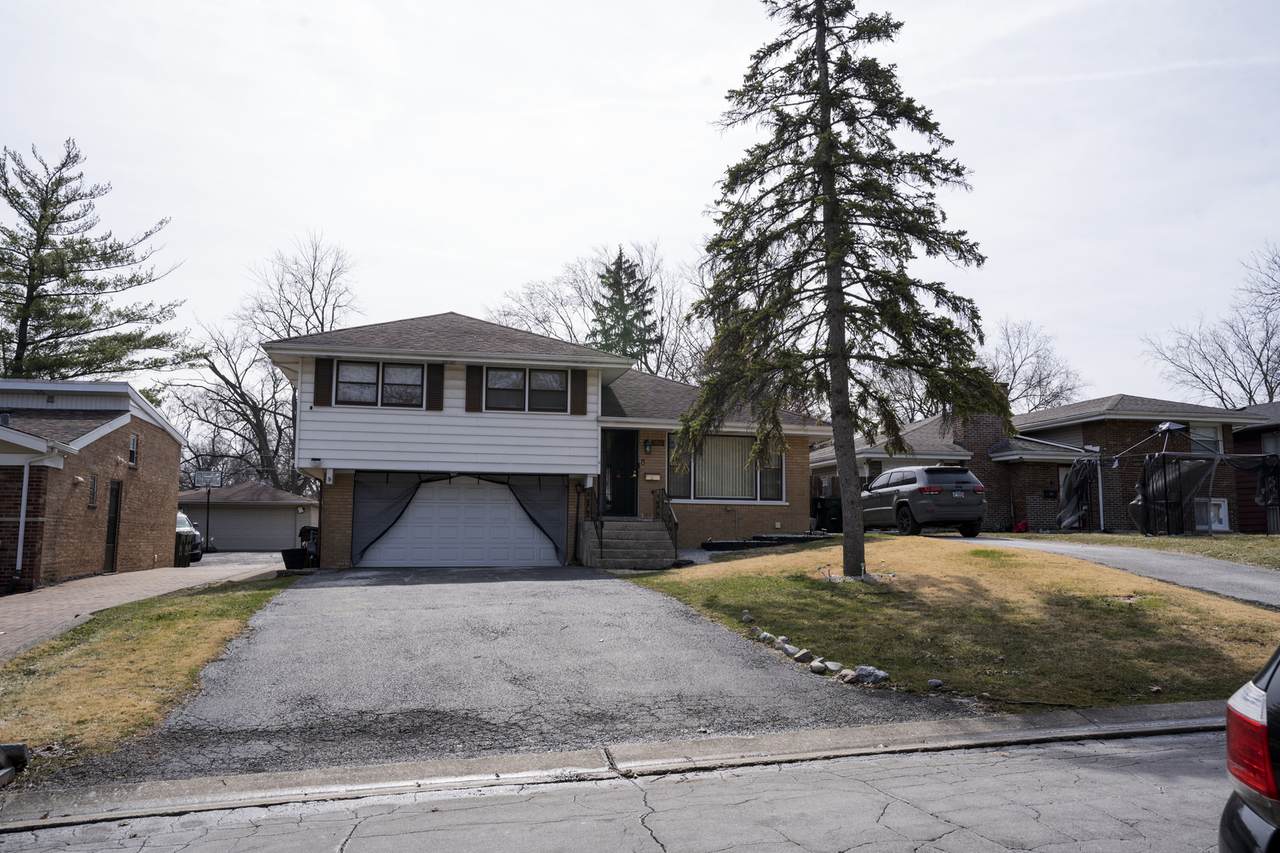 3009 Longfellow Avenue - Photo 1