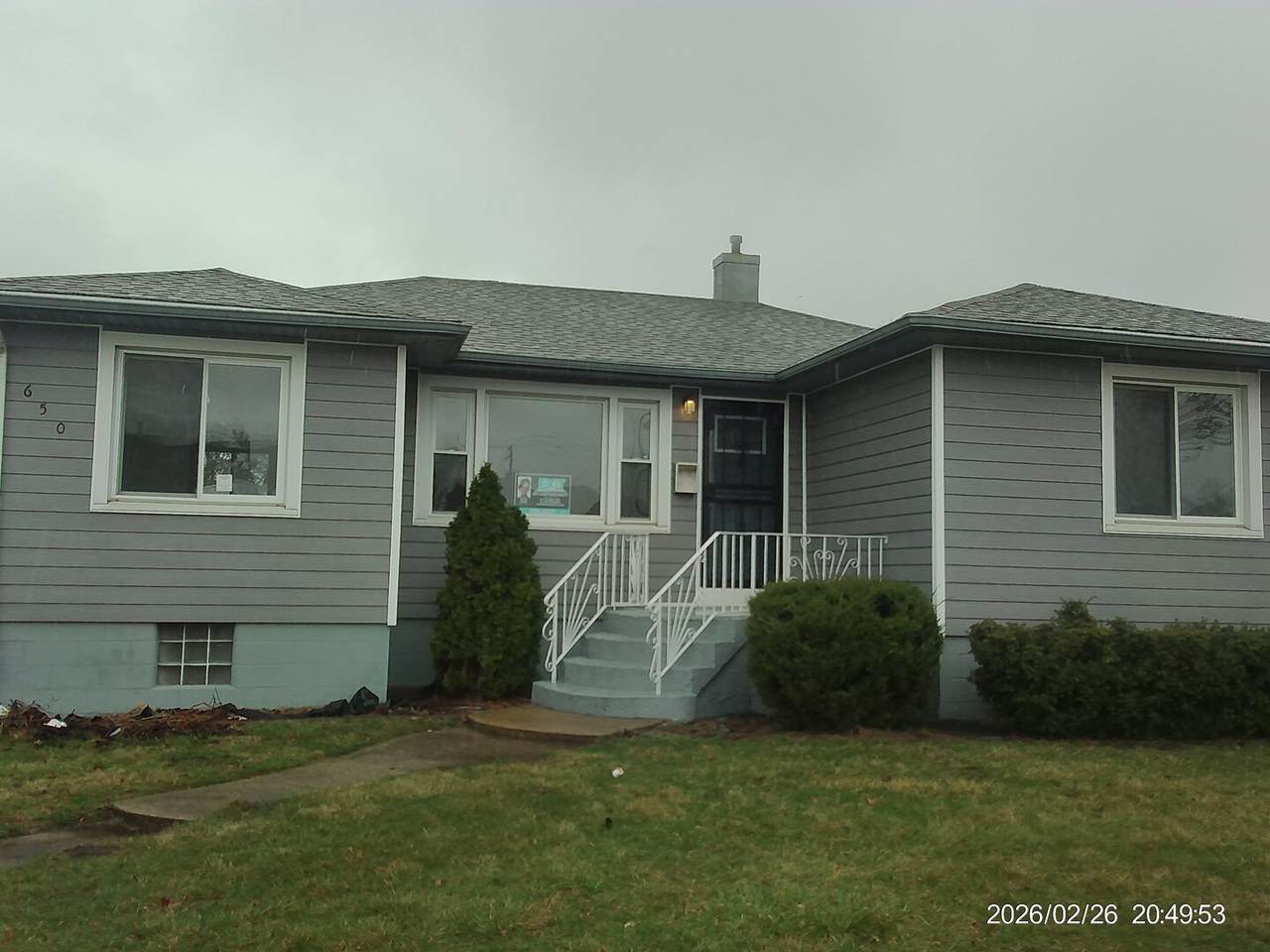 650 Greenbay Avenue - Photo 1