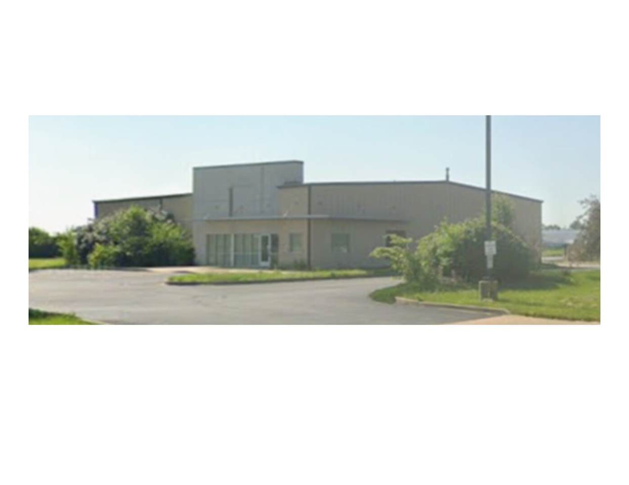 1235 University Drive - Photo 1
