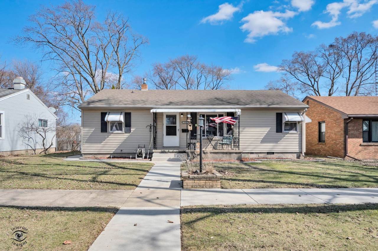 1562 5th Avenue - Photo 1