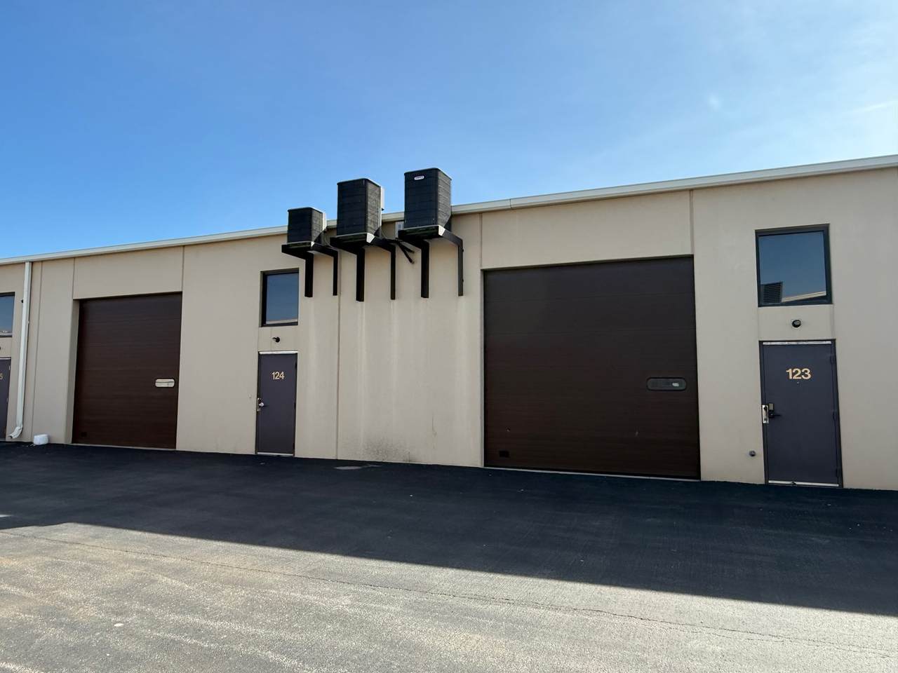 424 Fort Hill Drive - Photo 1