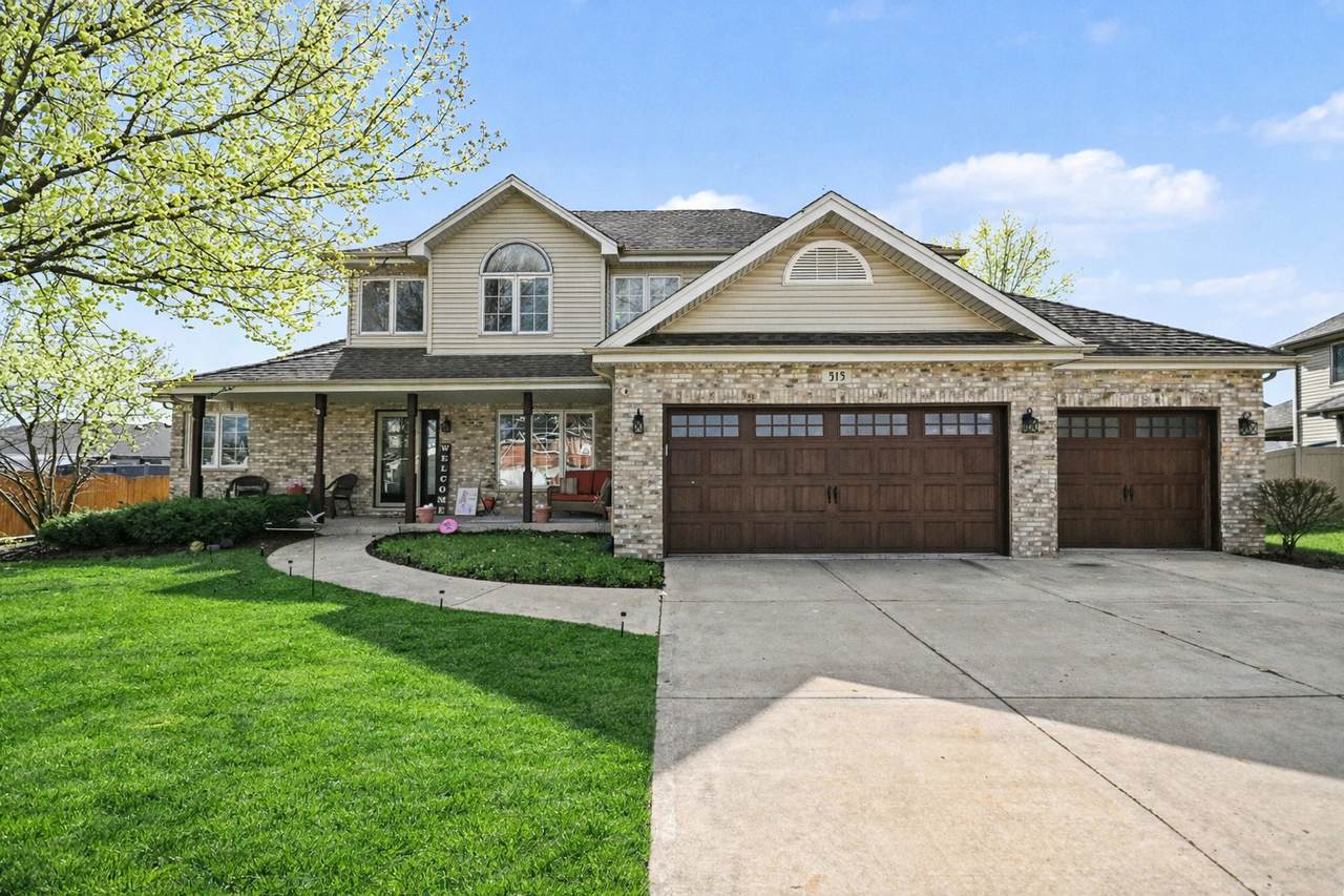 515 Buckingham Place - Photo 1