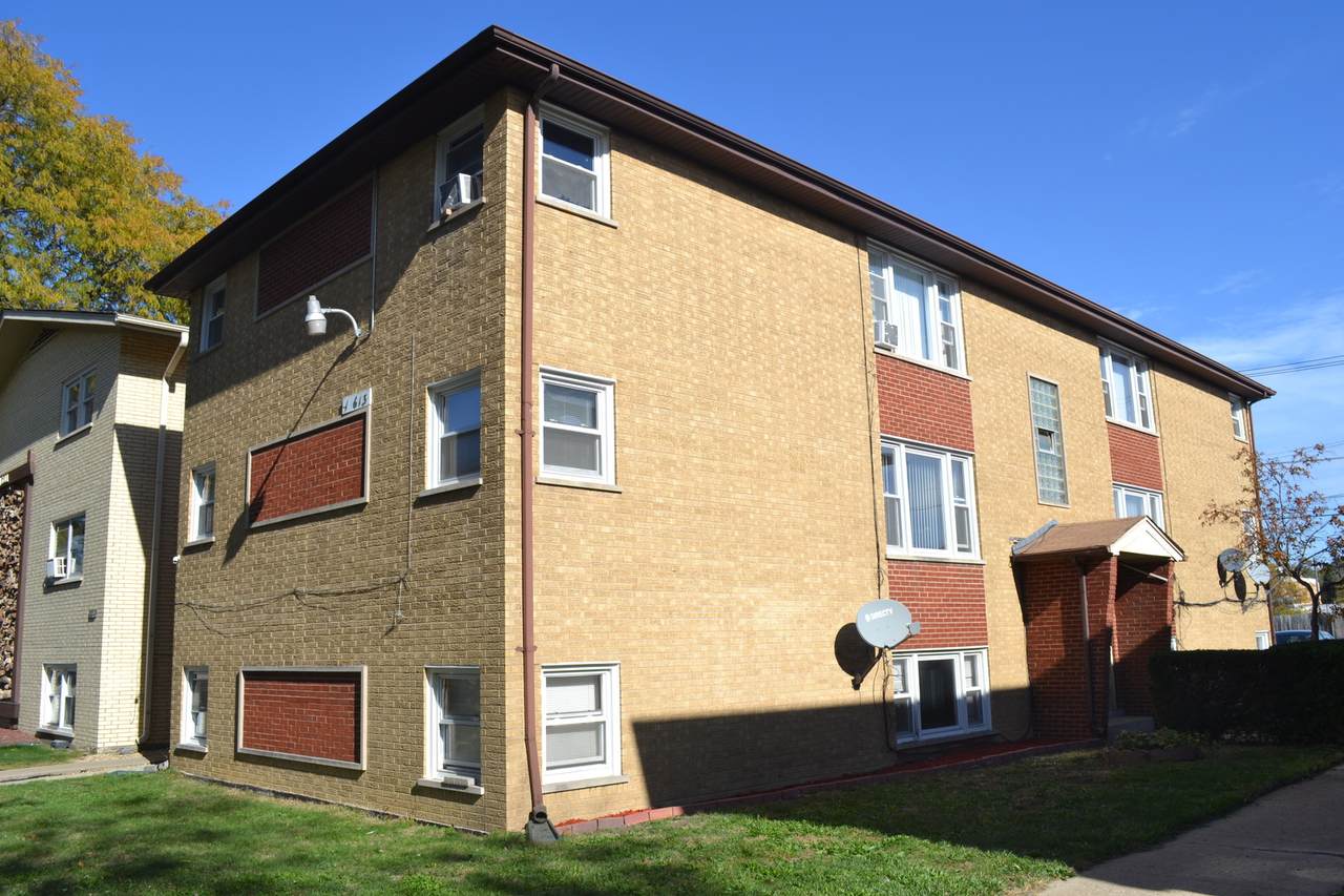 14613 Keystone Avenue - Photo 1