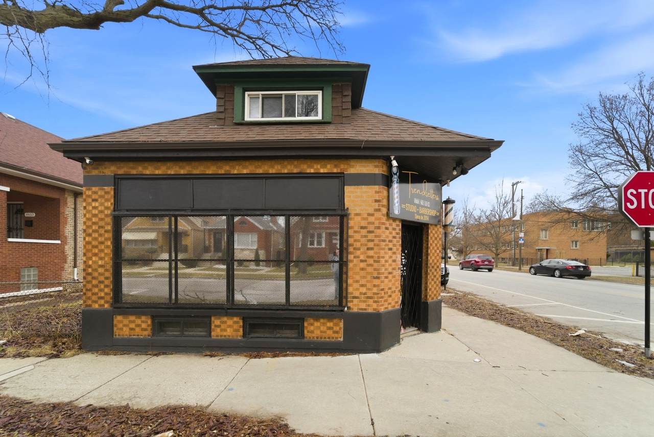 8659 Kingston Avenue - Photo 1