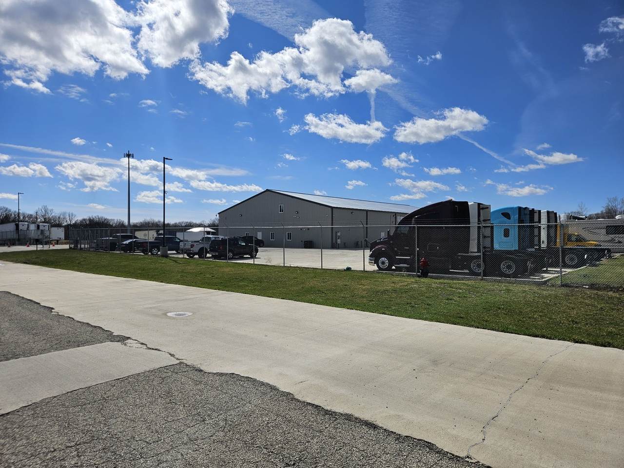 801 Kankakee River Drive - Photo 1