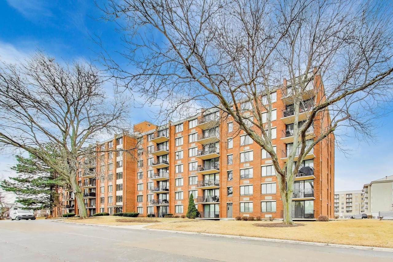 2000 Saint Regis Drive - Photo 1
