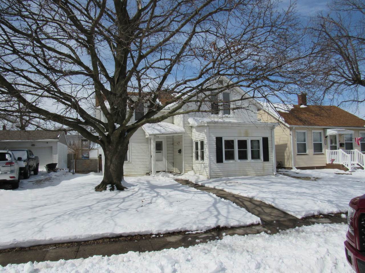 1714 Sturdevant Street - Photo 1