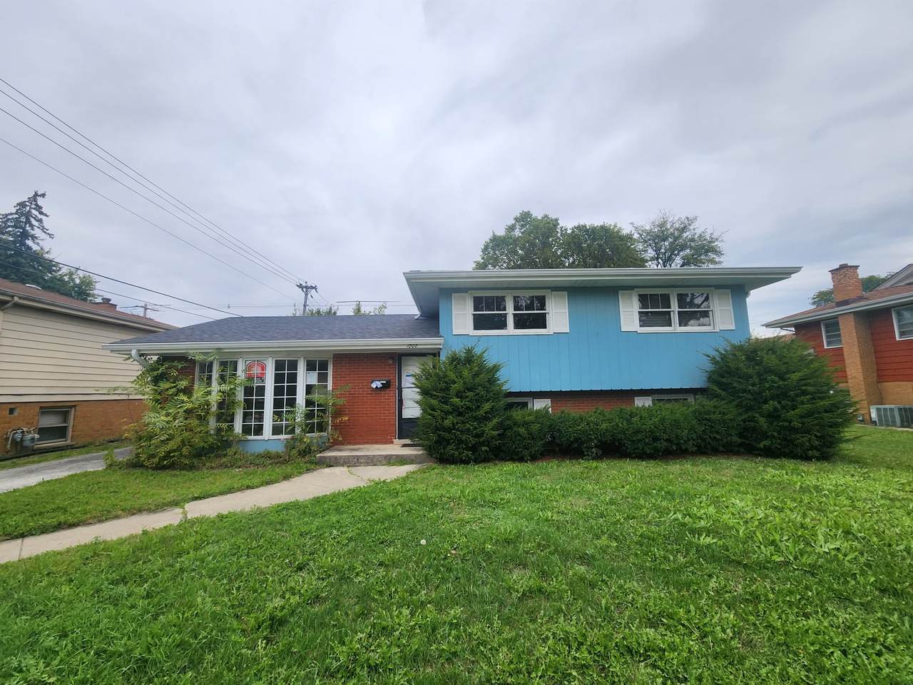 1208 Evergreen Road - Photo 1