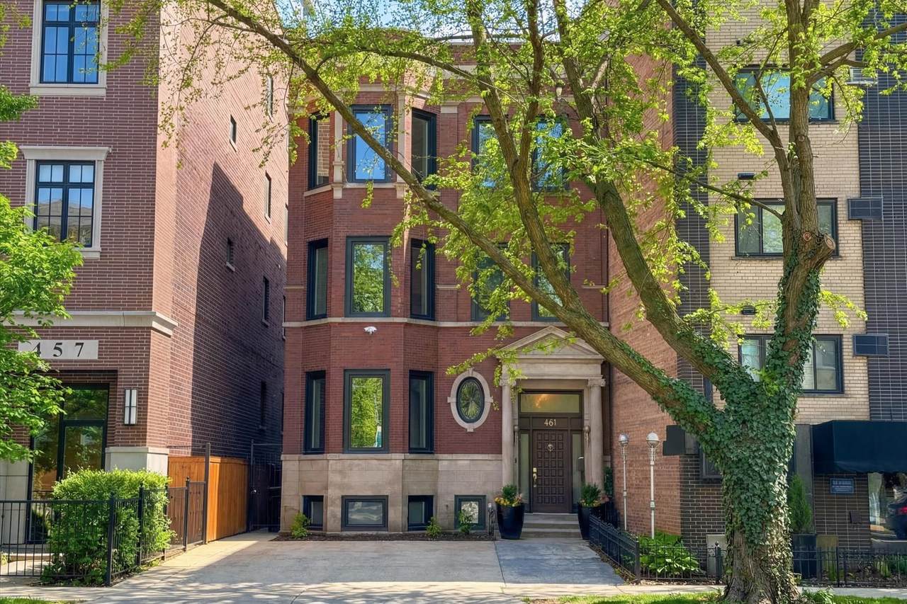 461 Melrose Street - Photo 1