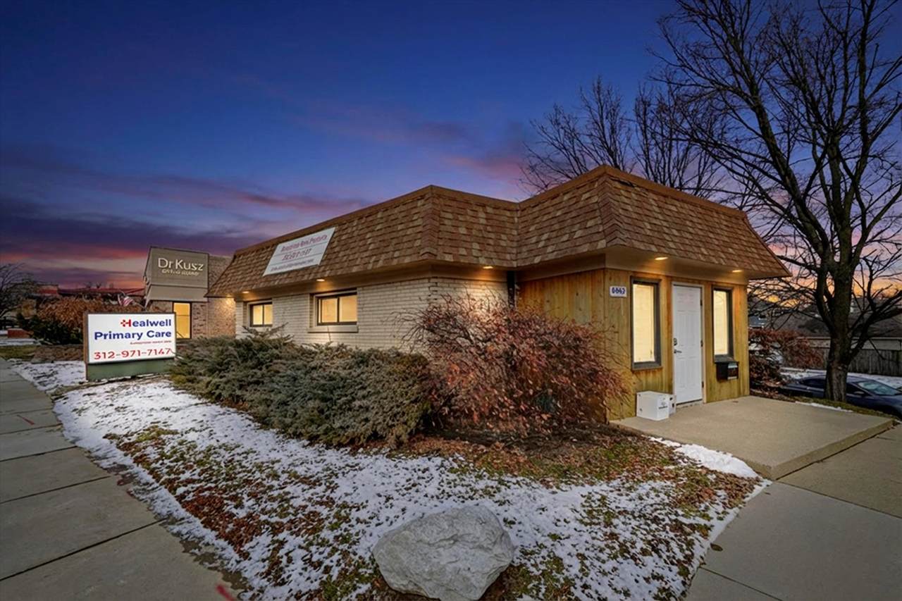 6067 Northwest Highway - Photo 1