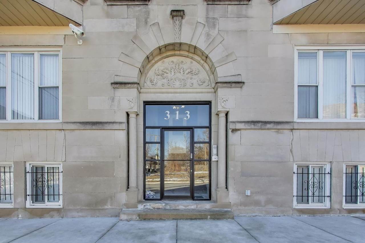 313 60th Street - Photo 1