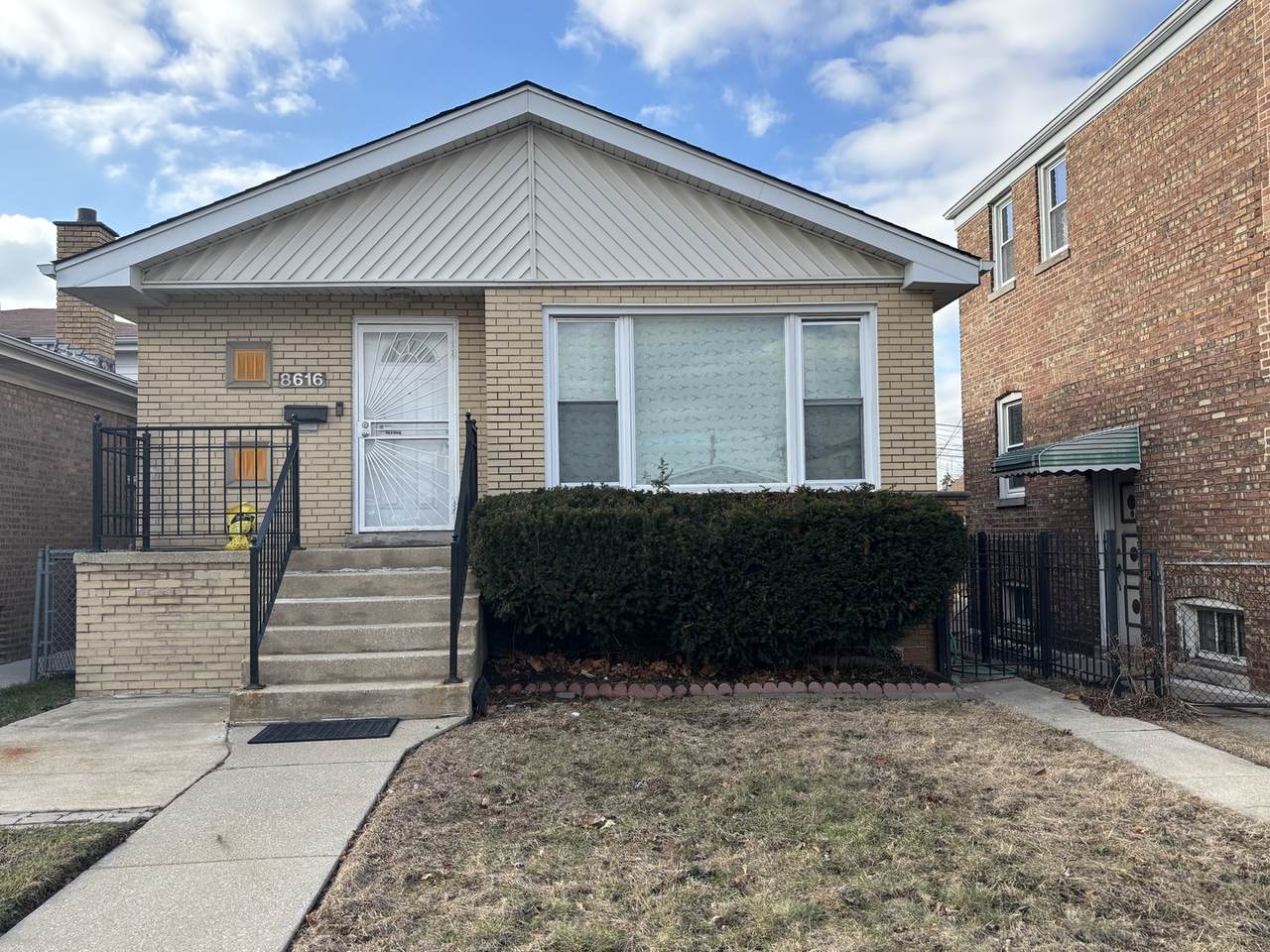 8616 Indiana Avenue - Photo 1