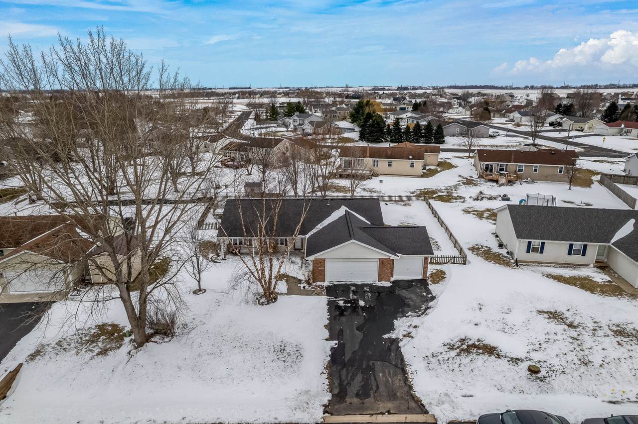136 Harvest Glenn Drive - Photo 1