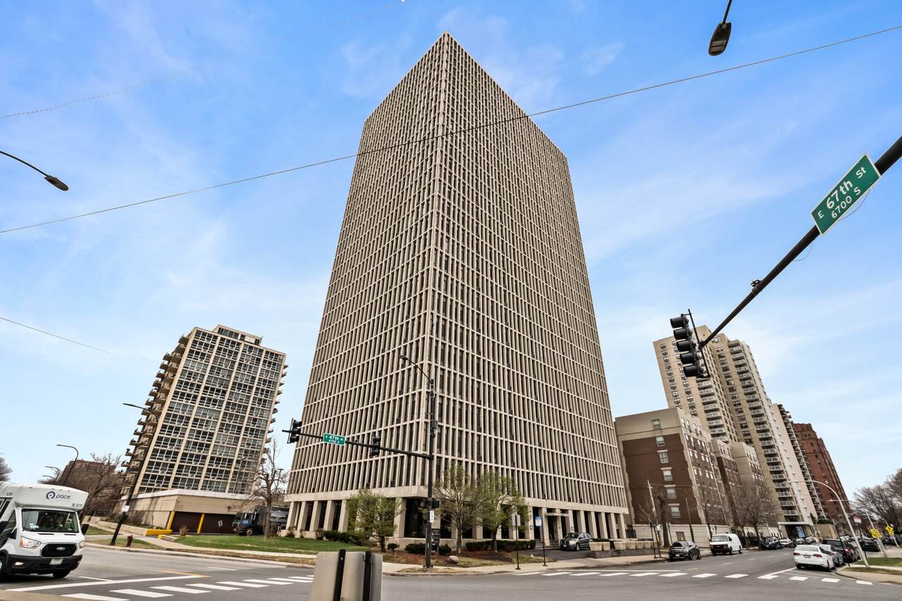 6700 South Shore Drive - Photo 1